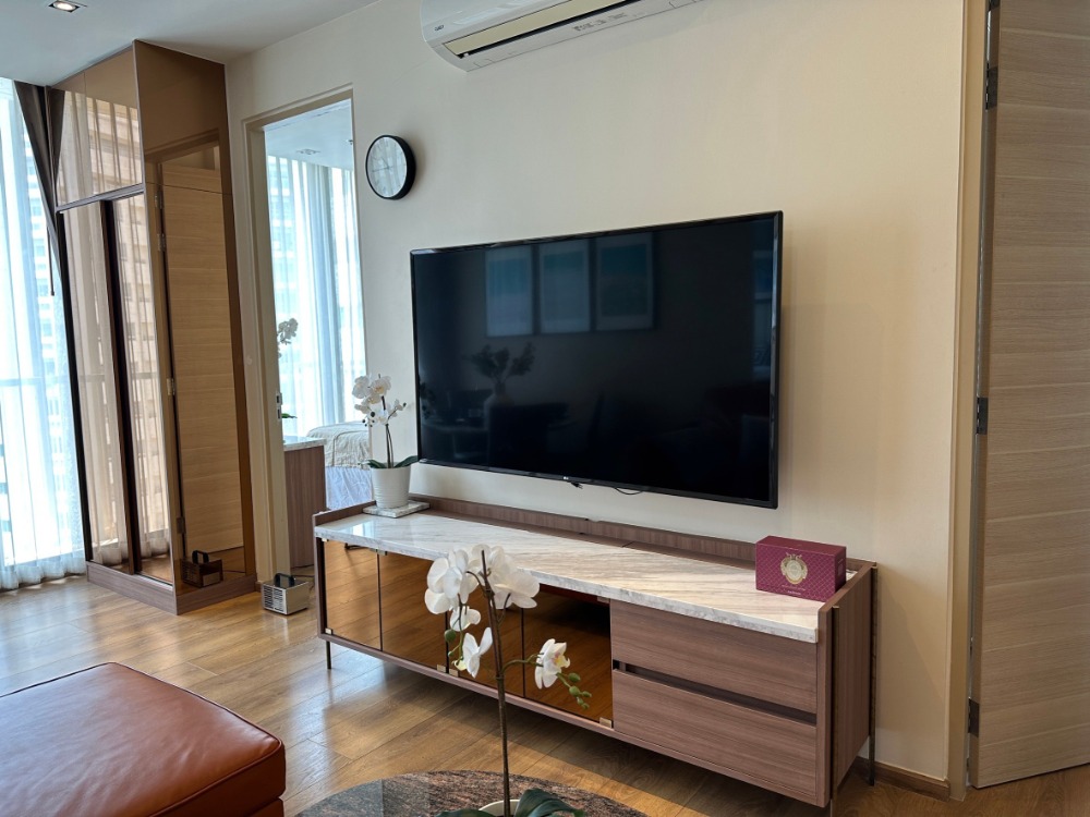 ให้เช่าคอนโดสุขุมวิท อโศก ทองหล่อ : ห้องสวย ห้องว่าง ปล่อยเช่าถูก เช่า 2 ห้องนอน 1 ห้องน้ำ พาร์ค 24 ออริจิ้น พร้อมพงษ์