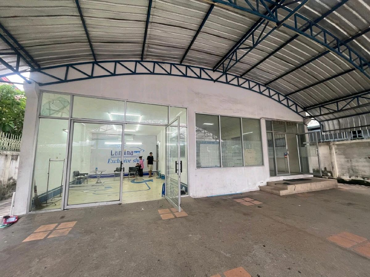 ให้เช่าสำนักงานลาดพร้าว101 แฮปปี้แลนด์ : เช่า พื้นที่และบ้าน 2 ชั้นสำหรับทำธุรกิจเปิดหน้าร้านได้ ลาดพร้าว 94 (ทาวน์อินทาวน์)