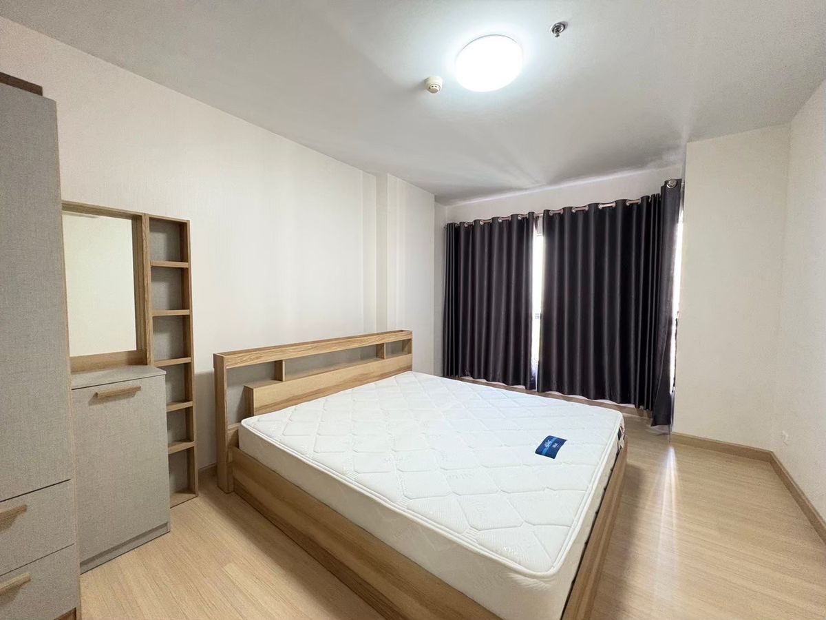 ให้เช่าคอนโดพระราม 9 เพชรบุรีตัดใหม่ RCA : 15000 1 bed 42 sqm ราคาดี!!