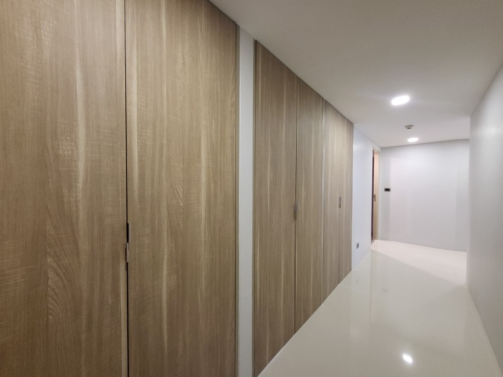 ขายคอนโดหัวหิน ประจวบคีรีขันธ์ : ขายและให้เช่า คอนโดสุดหรูหัวหิน ติดสนามกอล์ฟ ใกล้ทะเล วิวสวย ตกแต่งพร้อมเข้าอยู่ทันที!