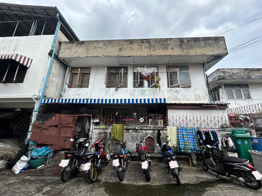For SaleHouseRatchadapisek, Huaikwang, Suttisan : Single house for sale, 49.4 sq.w., Soi Ratchada 3, Din Daeng, Yoo Charoen 21, near the Chinese Embassy, ​​Central Rama 9, MRT Cultural Center