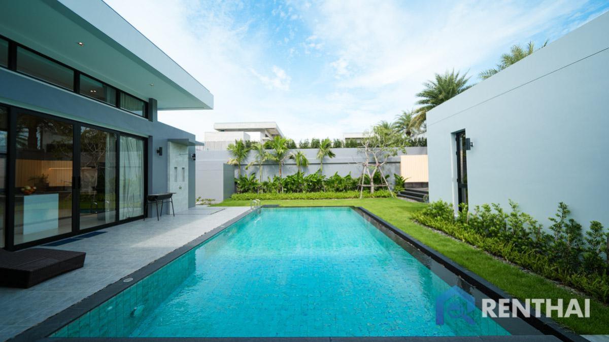 For SalePattaya, Bangsaen, Chonburi : Modern tropical pool villa near city and jomtien  beach!