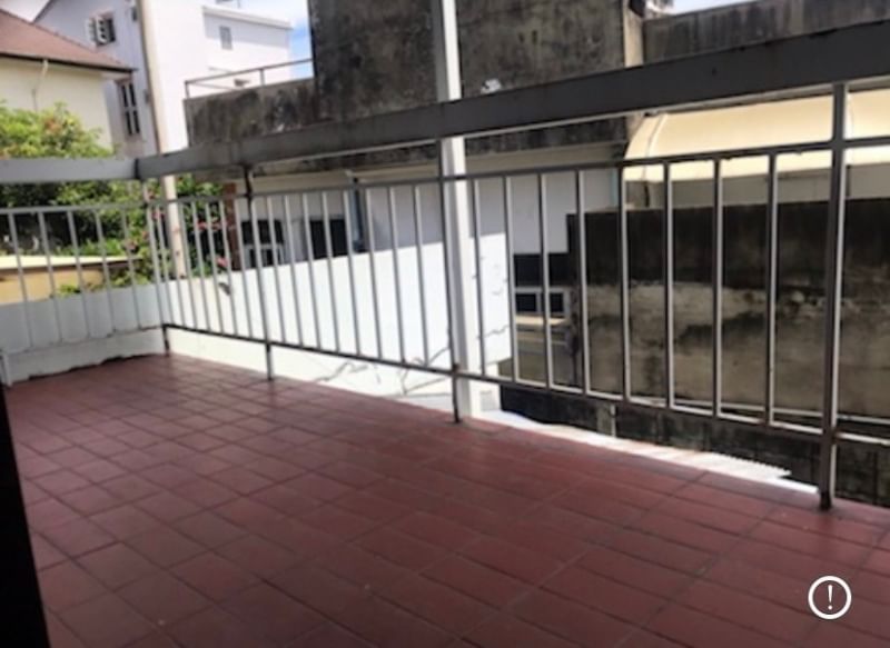 ขายที่ดินรัชดา ห้วยขวาง : ขายที่ดินพร้อมสิ่งปลูกสร้างขนาด 217 ตรว. แปลงมุม รัชดา-สุทธิสาร ซอยจิ๊ปดำริห์ ใกล้แหล่งธุรกิจหลายทำเล อารีย์ พหลโยธิน รัชดา และห้วยขวาง