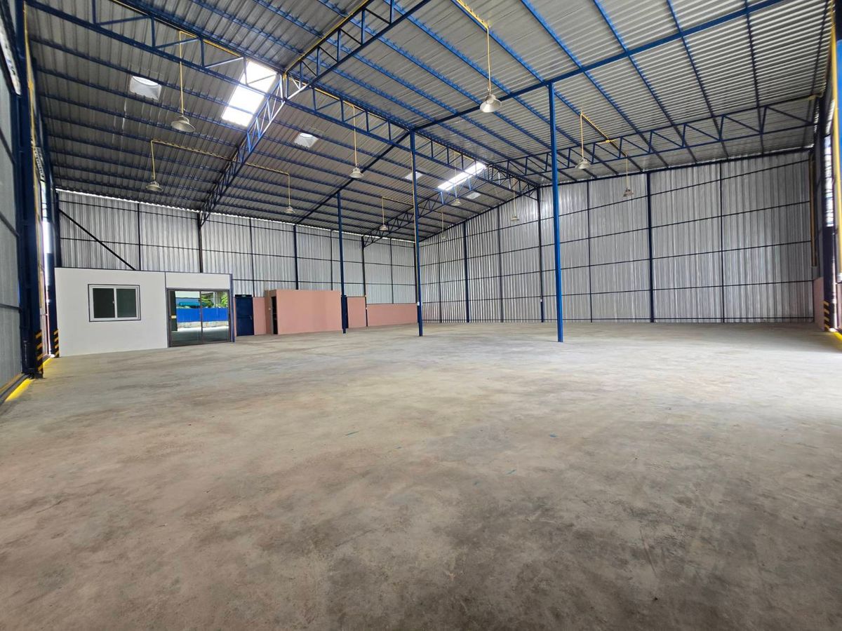 ให้เช่าโกดังพระราม 5 ราชพฤกษ์ บางกรวย : ให้เช่าโกดัง/คลังสินค้า 400 ตร.ม. พร้อมออฟฟิศ ใกล้วงเวียนพระราม 5 ราชพฤกษ์ บางกรวย นนทบุรี