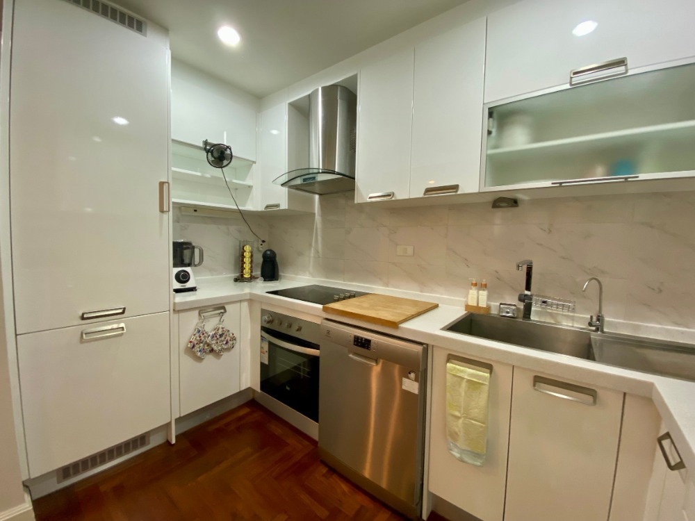 ให้เช่าคอนโดพระราม 3 สาธุประดิษฐ์ : Supreme Ville Cozy 2-Bedroom Spacious Garden Balcony 50,000 per month