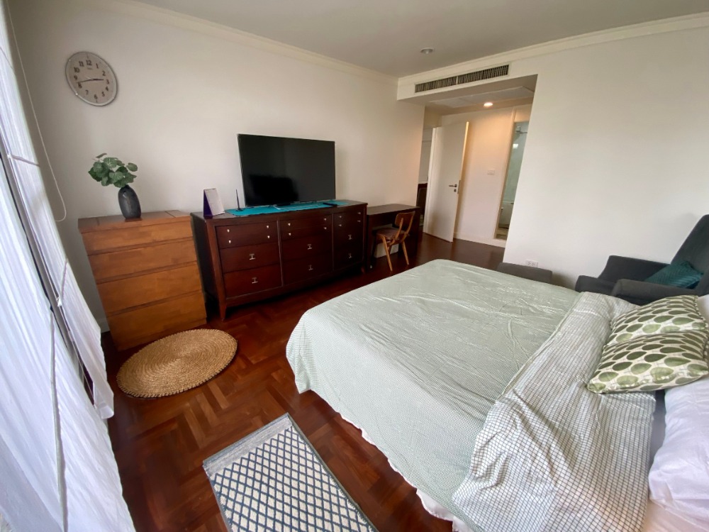 ให้เช่าคอนโดพระราม 3 สาธุประดิษฐ์ : Supreme Ville Cozy 2-Bedroom Spacious Garden Balcony 50,000 per month