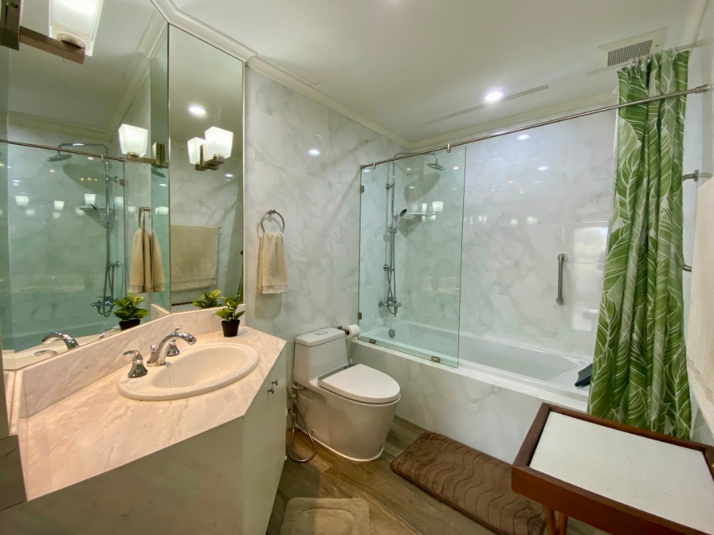 ให้เช่าคอนโดพระราม 3 สาธุประดิษฐ์ : Supreme Ville Cozy 2-Bedroom Spacious Garden Balcony 50,000 per month