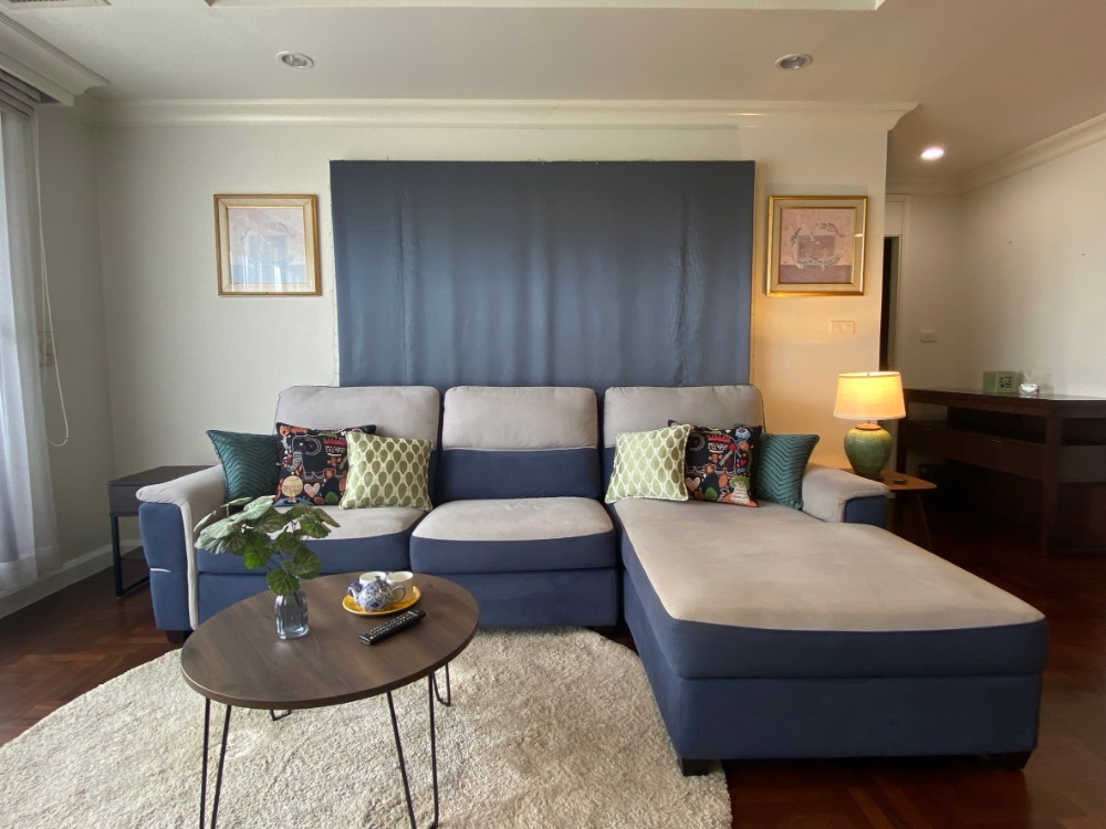 ให้เช่าคอนโดพระราม 3 สาธุประดิษฐ์ : Supreme Ville Cozy 2-Bedroom Spacious Garden Balcony 50,000 per month