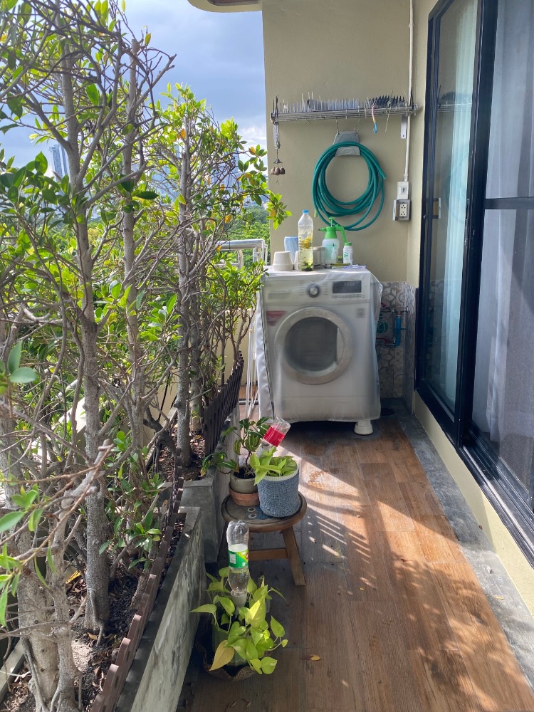 ให้เช่าคอนโดพระราม 3 สาธุประดิษฐ์ : Supreme Ville Cozy 2-Bedroom Spacious Garden Balcony 50,000 per month