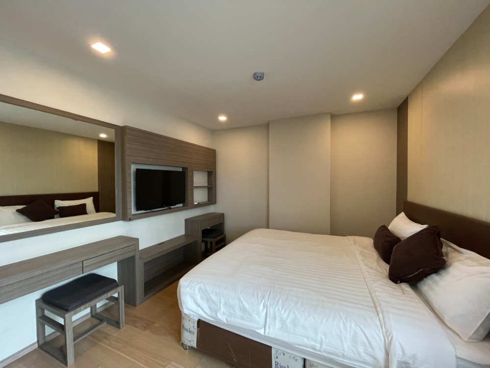 For RentCondoSukhumvit, Asoke, Thonglor : Art Thonglor 25 Cat-Friendly Corner Unit 45,000 THB per month