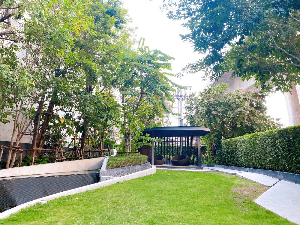 ขายคอนโดบางซื่อ วงศ์สว่าง เตาปูน : S-IDBS106 ขาย คอนโด ไอดีโอ โมบิ บางซื่อ แกรนด์ อินเตอร์เชนจ์ ชั้น22 วิวเมือง 27.14ตรม. สตูดิโอ 2.475 ล้าน 064-959-8900