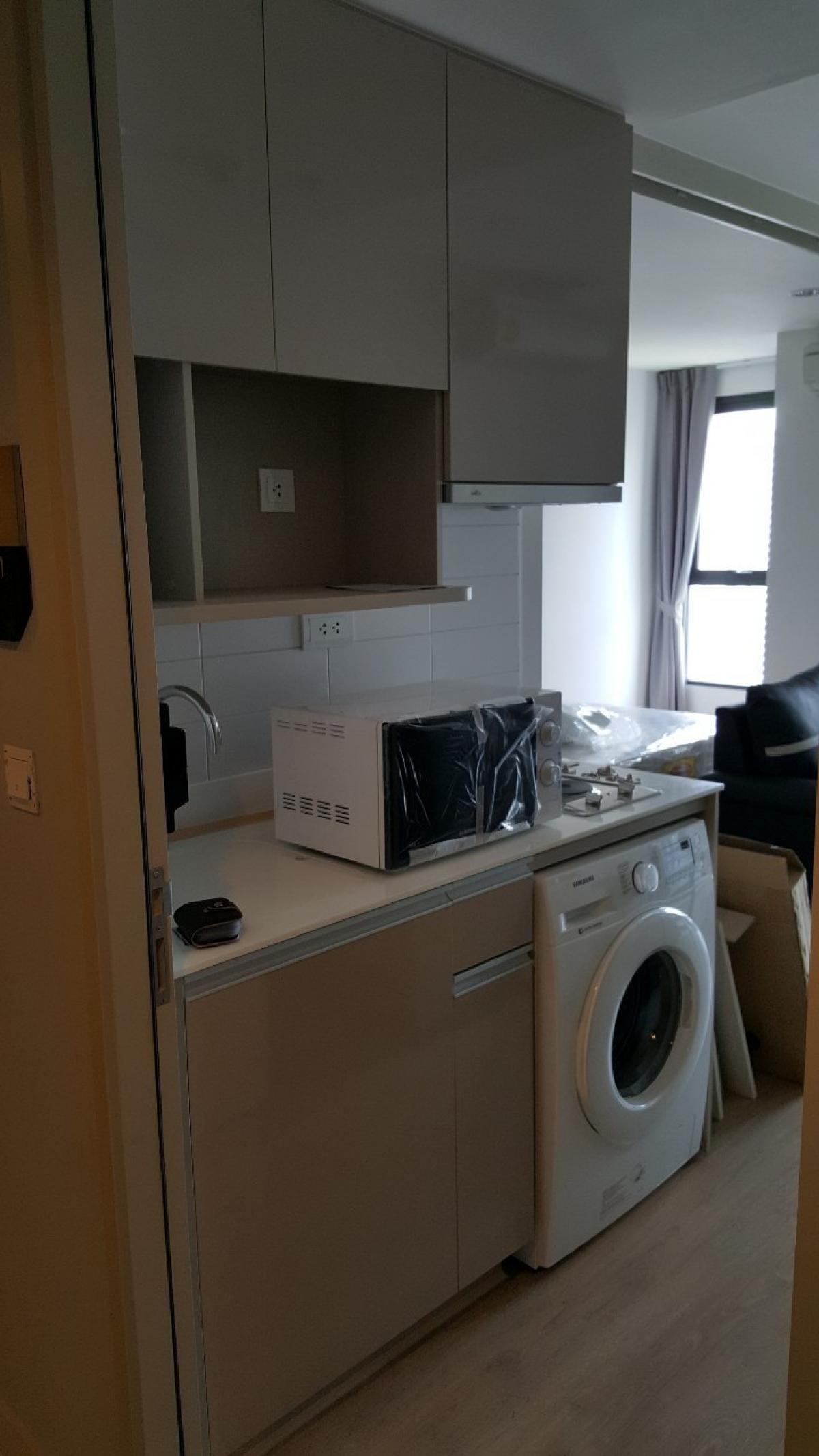 ให้เช่าคอนโดราชเทวี พญาไท : ให้เช่า Ideo Q ราชเทวี 1 ห้องนอน 34 ตรม เฟอร์+ไฟฟ้าครบ