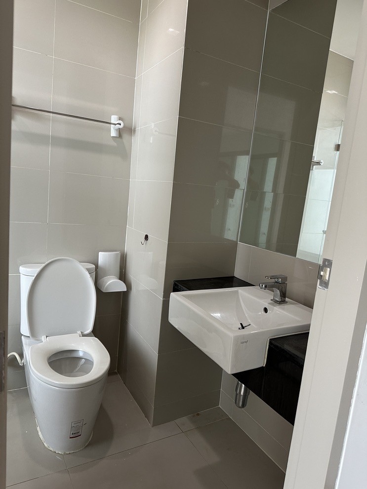 ขายคอนโดอ่อนนุช อุดมสุข : S-IDBUC114 ขาย คอนโด ไอดีโอ บลูโคฟ สุขุมวิท ชั้น12 วิวเมือง 33.61ตรม. 1นอน 1น้ำ  2.771 ล้าน 064-959-8900