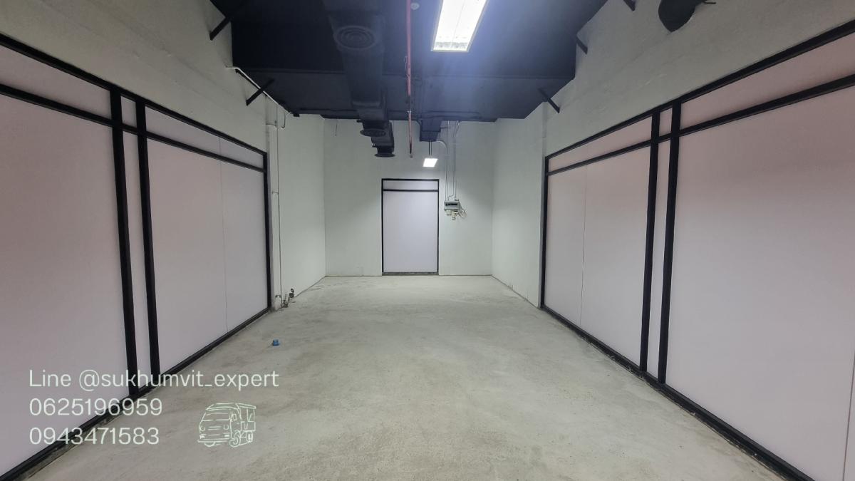 ให้เช่าร้านค้า/ตลาดนัดสุขุมวิท อโศก ทองหล่อ : Bts อโศก พื้นที่ทำร้านขายของ ขนาด 47.78 ตารางเมตร ชั้น 2 มี Traffic ลูกค้าเดินผ่านทั้งวัน เพดานสูงโปร่งสบาย รหัสsom112