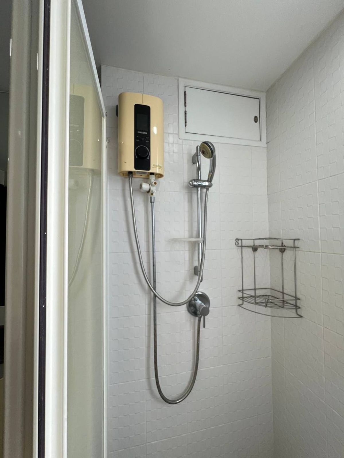 For RentCondoRatchadapisek, Huaikwang, Suttisan : 🏢 Condo for rent: The Kris 5, Soi Ratchada 17, near MRT Sutthisan