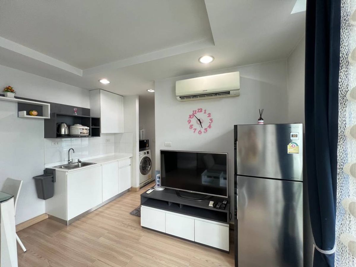 For RentCondoRatchadapisek, Huaikwang, Suttisan : 🏢 Condo for rent: The Kris 5, Soi Ratchada 17, near MRT Sutthisan