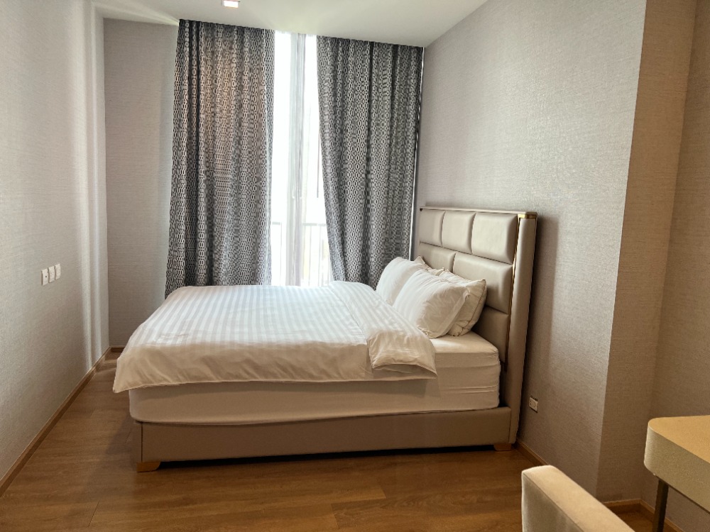For RentCondoSukhumvit, Asoke, Thonglor : Comfortable 1 Big Bedroom in modern condo fully equipped for short- and long-term rental