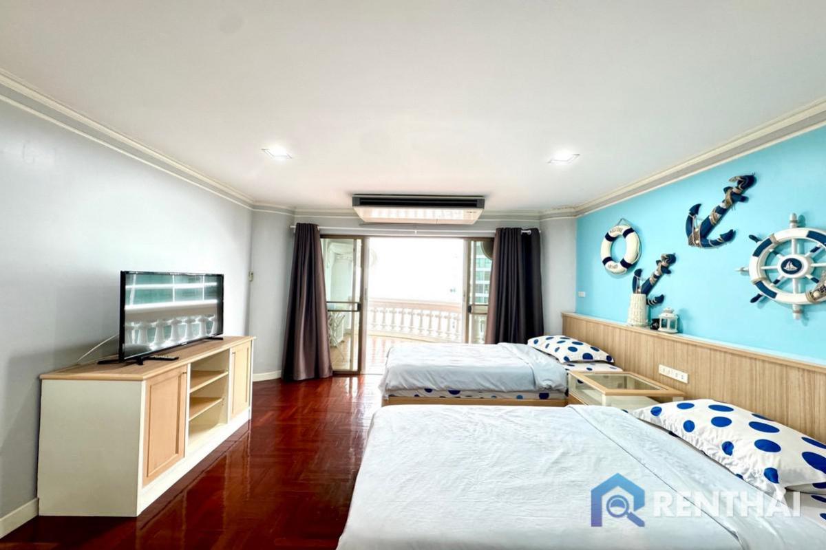 For SaleCondoPattaya, Bangsaen, Chonburi : Park Beach Condominium studio 55 sqm good price top floor Sea view