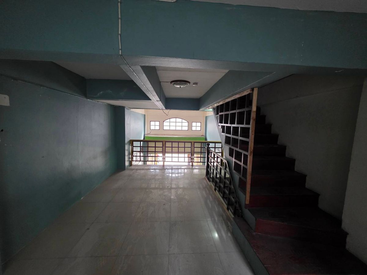 ให้เช่าอาคารพาณิชย์พัฒนาการ ศรีนครินทร์ : ให้เช่าอาคารพาณิชย์  ใกล้ รถไฟสีเหลือง ศรีแบริ่ง เพียง 2 นาที