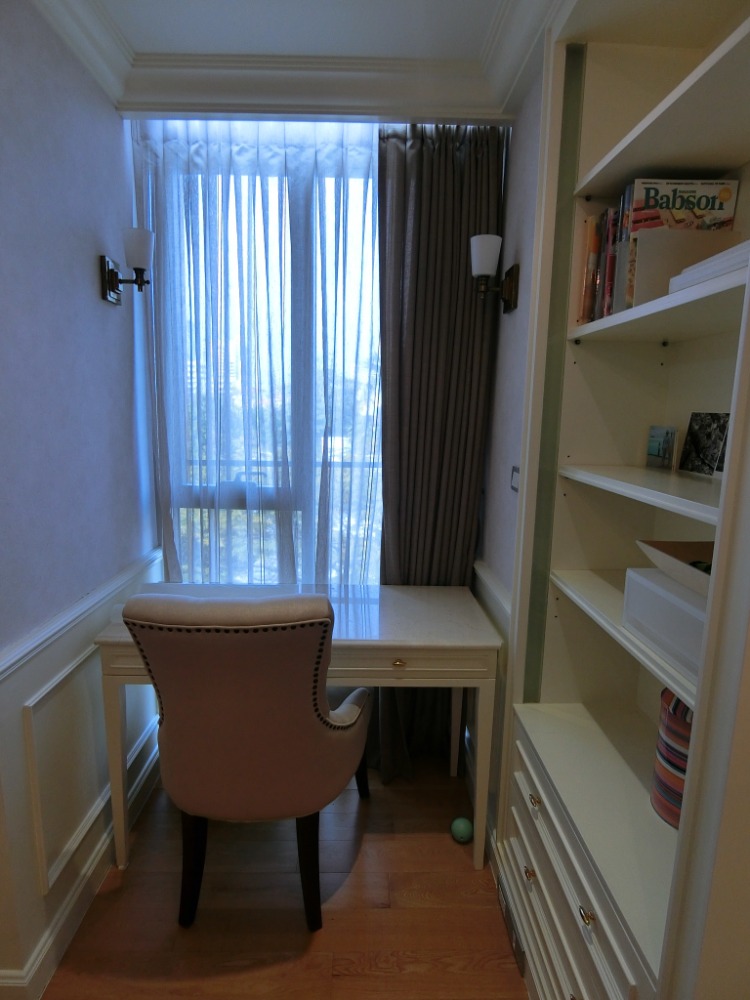 ขายคอนโดสุขุมวิท อโศก ทองหล่อ : For sale condo Via sukhumvit 31 fully furnished (S15-22200)