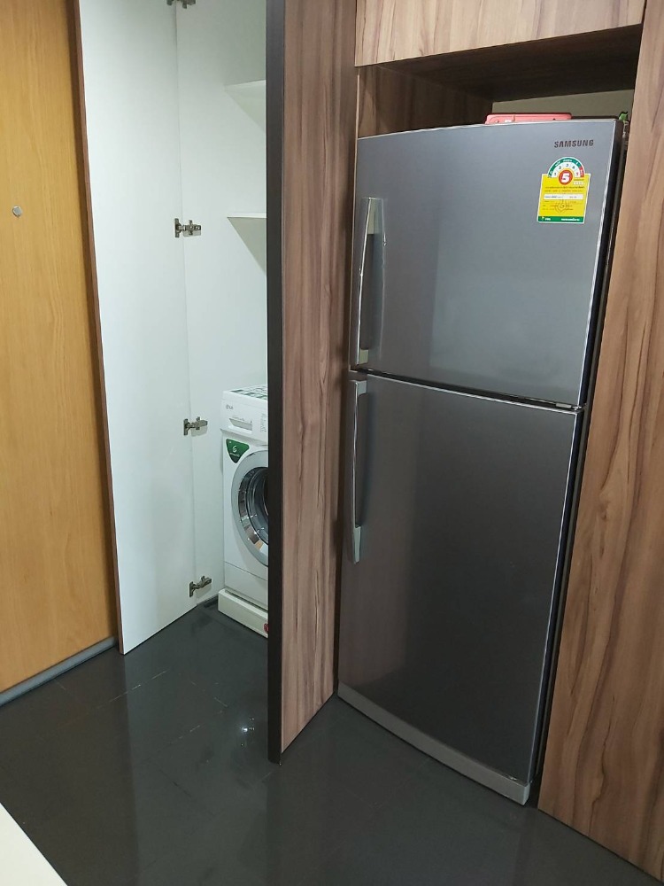 ขายคอนโดสุขุมวิท อโศก ทองหล่อ : For sale condo Via sukhumvit 31 fully furnished (S15-22174)