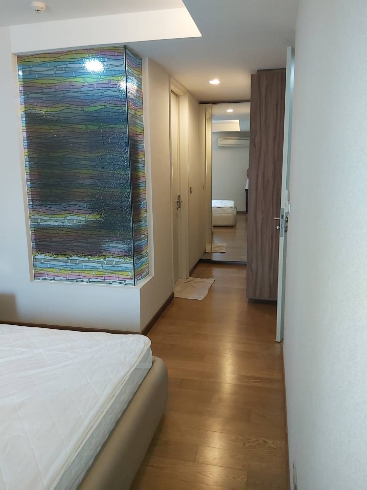 ขายคอนโดสุขุมวิท อโศก ทองหล่อ : For sale condo Via sukhumvit 31 fully furnished (S15-22174)