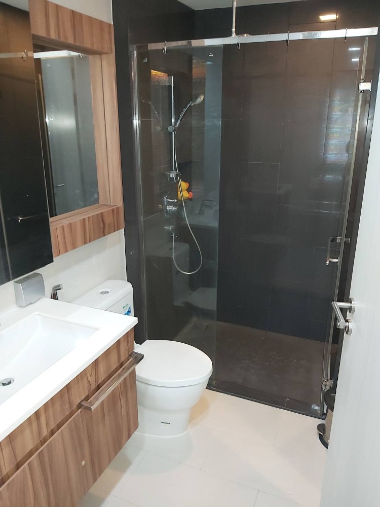 ขายคอนโดสุขุมวิท อโศก ทองหล่อ : For sale condo Via sukhumvit 31 fully furnished (S15-22174)