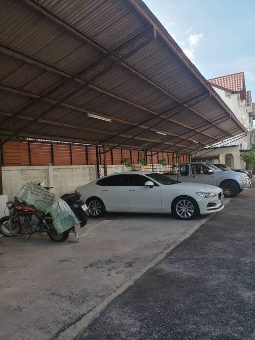 ขายทาวน์โฮมรัชดา ห้วยขวาง : ขายด่วน! อินทามระ 26/1 ห้วยขวาง ทาวน์โฮม 3ชั้น 15.4ตรว. พร้อมที่จอดรถ ใกล้ MRT รัชดา