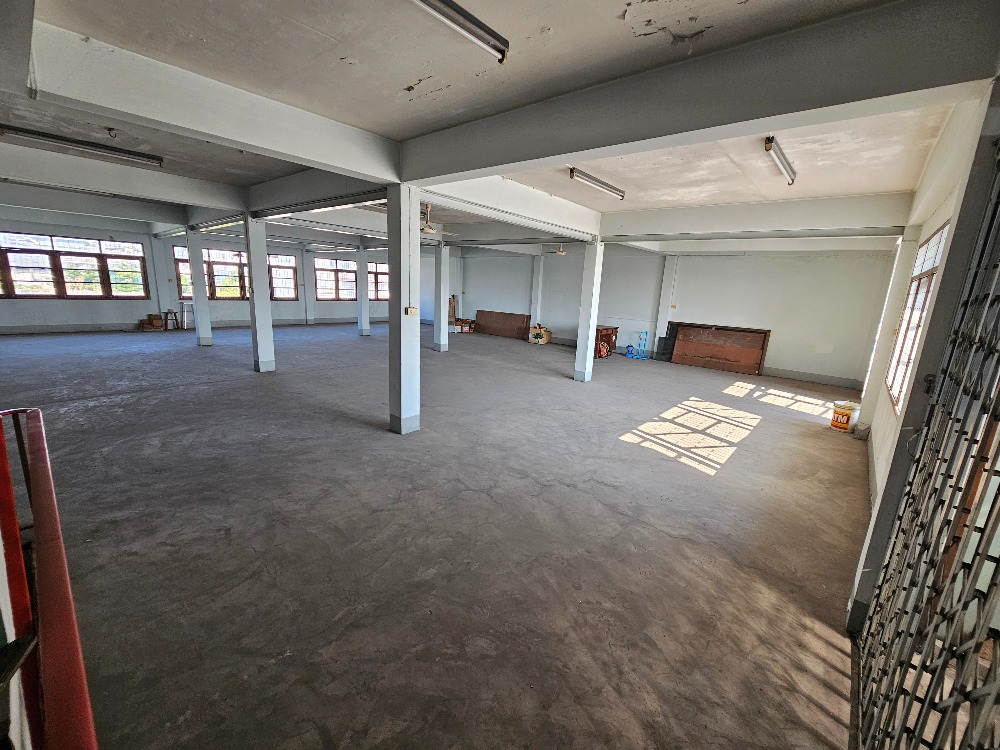 For SaleShop HouseBang kae, Phetkasem : 3-unit commercial building, Soi Petchkasem 88, 500 m. from Petchkasem Road, near Lak Song MRT Station