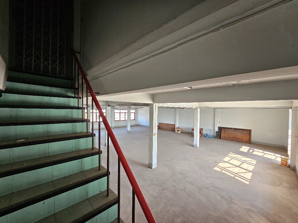 For SaleShop HouseBang kae, Phetkasem : 3-unit commercial building, Soi Petchkasem 88, 500 m. from Petchkasem Road, near Lak Song MRT Station