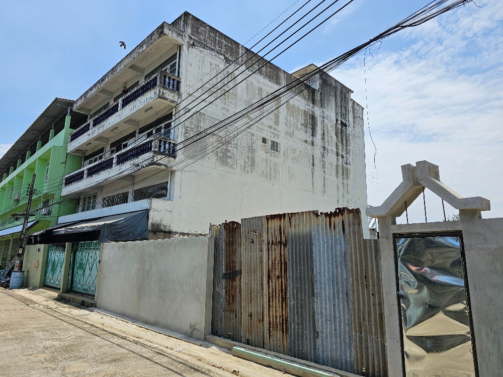 For SaleShop HouseBang kae, Phetkasem : 3-unit commercial building, Soi Petchkasem 88, 500 m. from Petchkasem Road, near Lak Song MRT Station