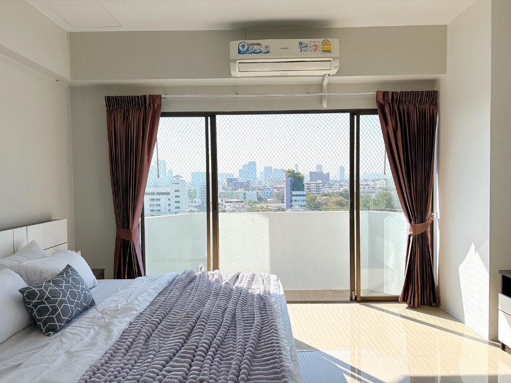 ขายคอนโดเกษตรศาสตร์ รัชโยธิน : ห้องใหญ่ 38 ตารางเมตรคอนโดติดรถไฟฟ้า สถานีรัชโยธิน เฟอร์ครบ พร้อมอยู่ วิวโล่ง ถูก  2.15 ลบ.    (P-431)