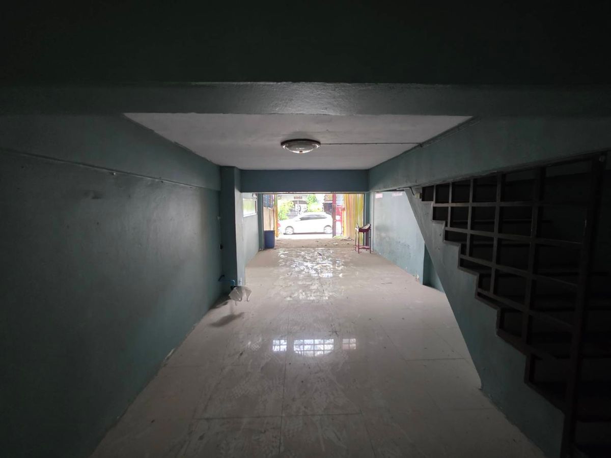 ให้เช่าอาคารพาณิชย์พัฒนาการ ศรีนครินทร์ : ให้เช่าอาคารพาณิชย์  ใกล้ รถไฟสีเหลือง ศรีแบริ่ง เพียง 2 นาที