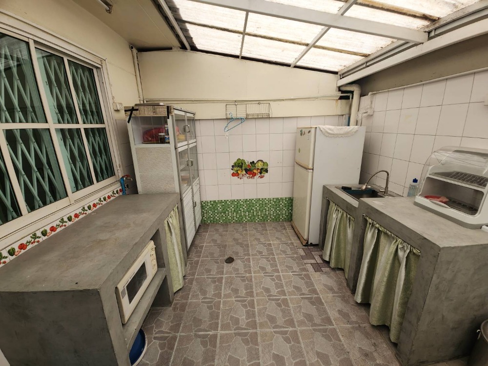 ขายอาคารพาณิชย์บางนา แบริ่ง ลาซาล : ขายอาคารพาณิชย์ โซนศรีนครินทร์ ใกล้ ใกล้รถไฟฟ้า ศรีลาซาล 3 นาที