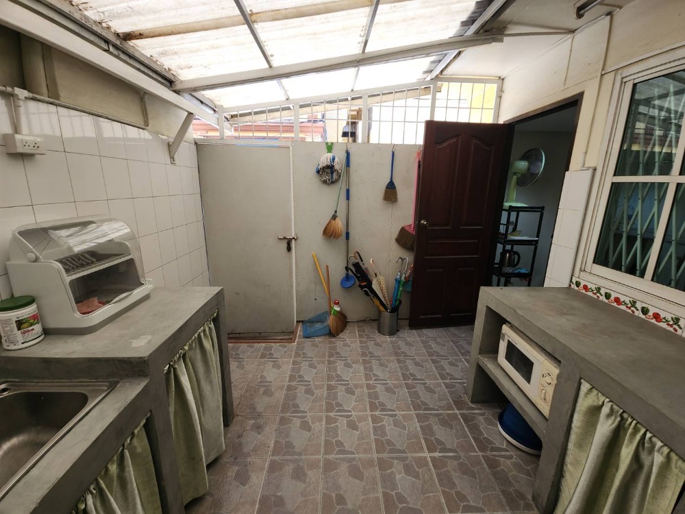 ขายอาคารพาณิชย์บางนา แบริ่ง ลาซาล : ขายอาคารพาณิชย์ โซนศรีนครินทร์ ใกล้ ใกล้รถไฟฟ้า ศรีลาซาล 3 นาที