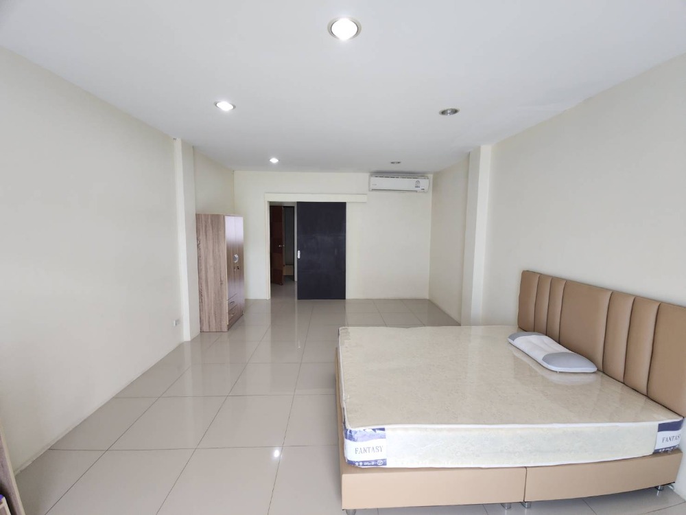 ขายอาคารพาณิชย์บางนา แบริ่ง ลาซาล : ขายอาคารพาณิชย์ โซนศรีนครินทร์ ใกล้ ใกล้รถไฟฟ้า ศรีลาซาล 3 นาที