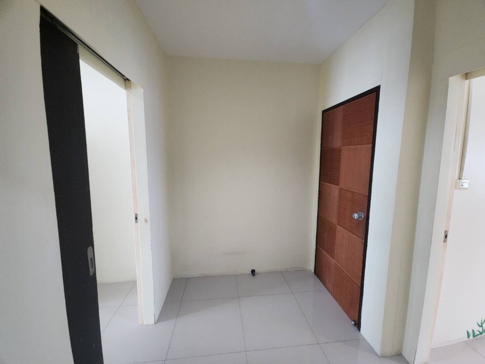 ขายอาคารพาณิชย์บางนา แบริ่ง ลาซาล : ขายอาคารพาณิชย์ โซนศรีนครินทร์ ใกล้ ใกล้รถไฟฟ้า ศรีลาซาล 3 นาที