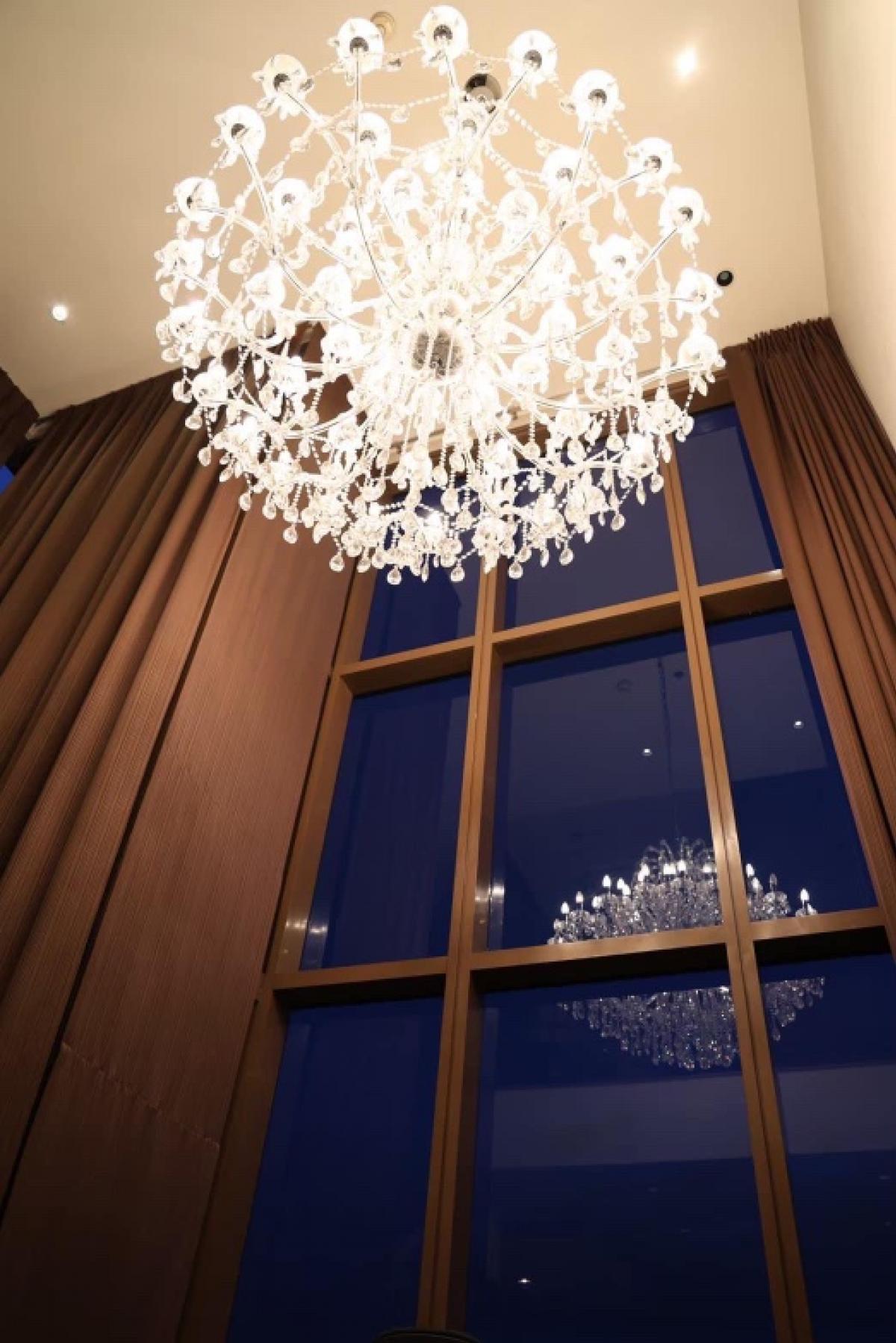 ขายคอนโดสุขุมวิท อโศก ทองหล่อ : 📢👇Duplex 1 bed,  big size, in Em district area, fully furnished, ready to move in