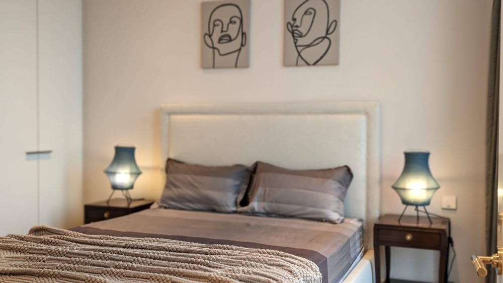 For RentCondoSathorn, Narathiwat : 💥CP-1831💥The Ritz - Carlton Residences at MahaNakhon  👉Line : @expertcondo