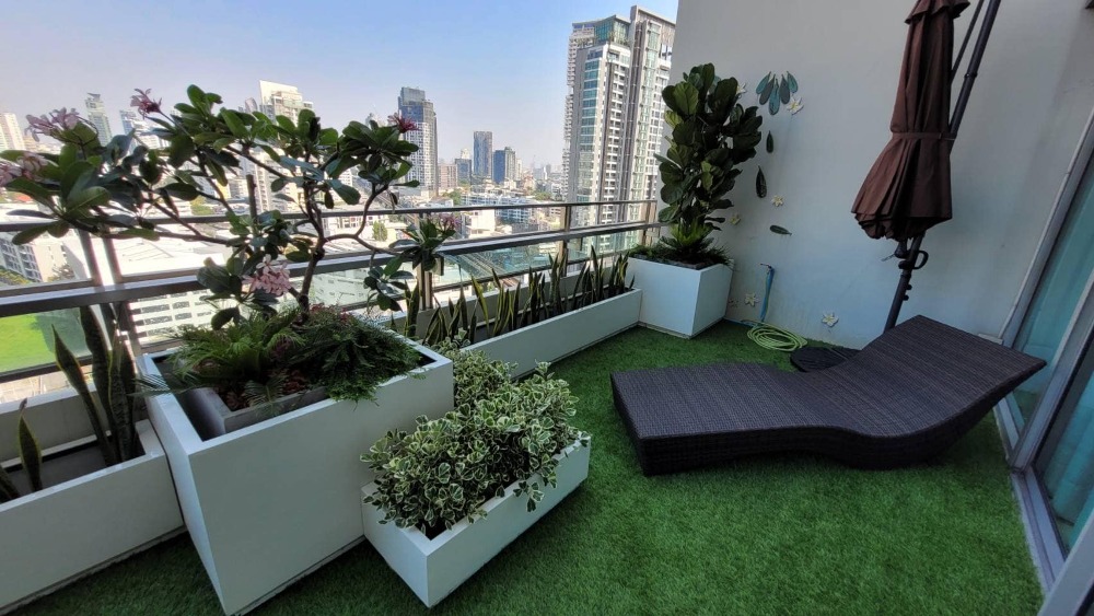 For RentCondoSukhumvit, Asoke, Thonglor : The Madison Sukhumvit 41, Pet-Friendly 2-Bedroom close to BTS 90,000 per month