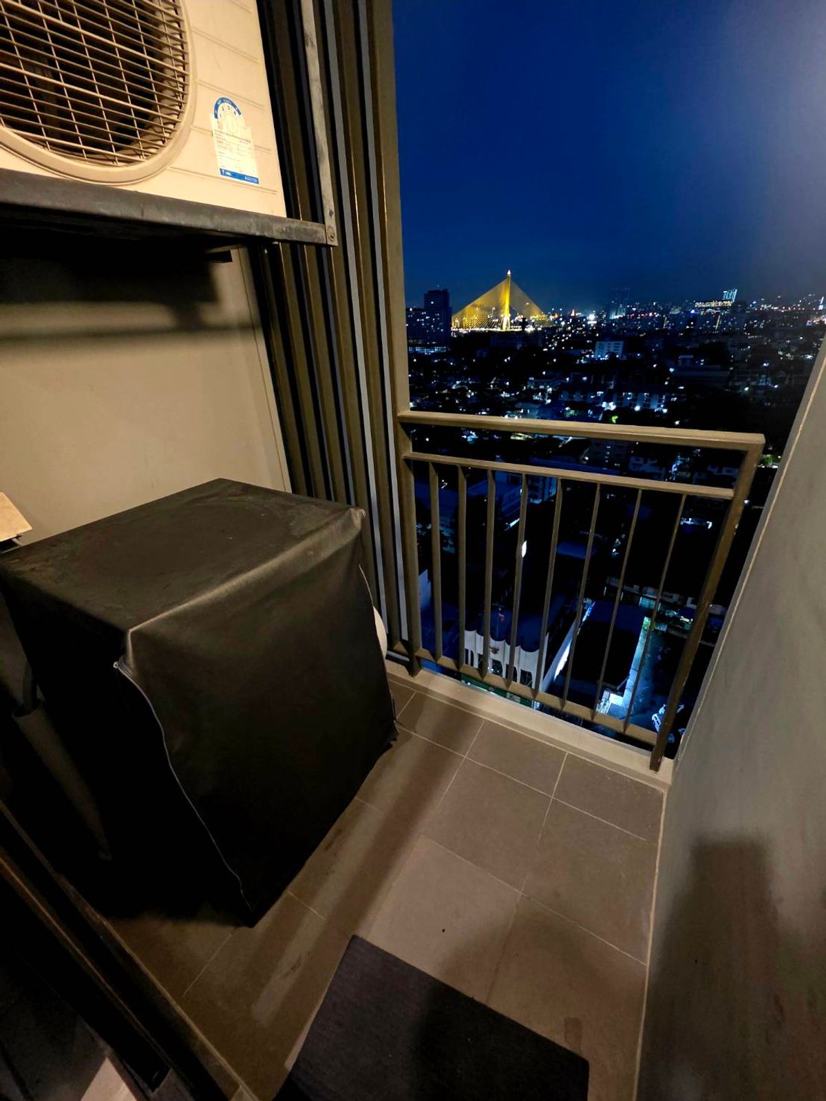 ขายคอนโดปิ่นเกล้า จรัญสนิทวงศ์ : ขายคอนโด Urbano ราชวิถี คอนโดวิวแม่น้ำเจ้าพระยา ใกล้ MRT สิรินธร