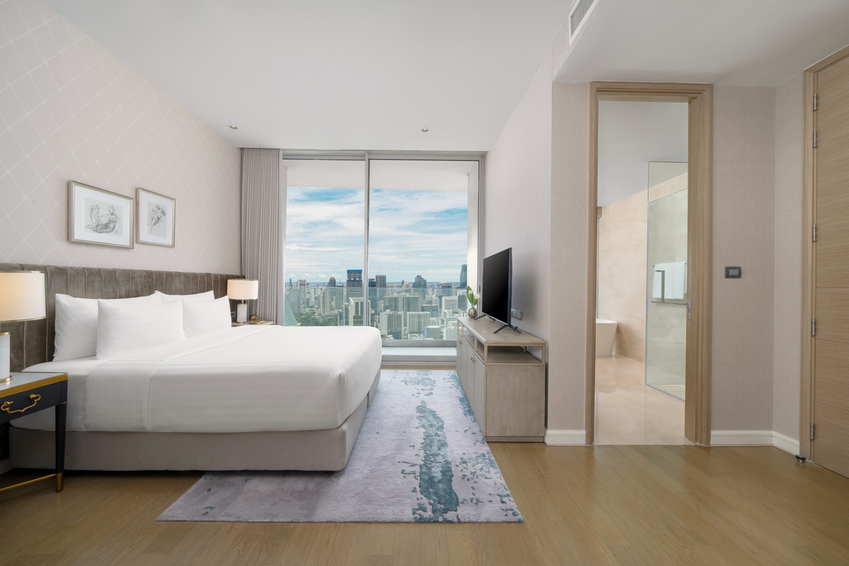 For RentCondoWitthayu, Chidlom, Langsuan, Ploenchit : 🌟✨For rent the best Penthouse in city 3 beds duplex with luxury furniture and superb panorama view, near Central World ready to move in.