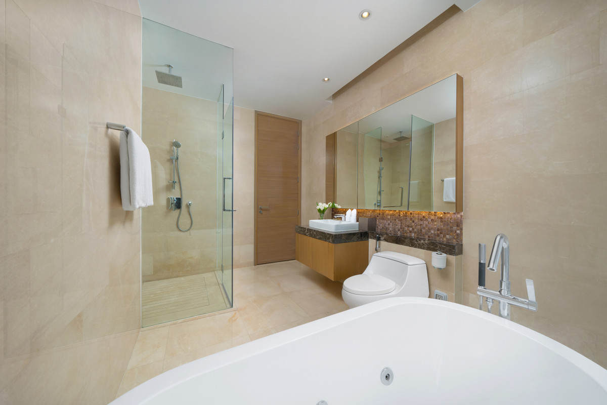 For RentCondoWitthayu, Chidlom, Langsuan, Ploenchit : 🌟✨For rent the best Penthouse in city 3 beds duplex with luxury furniture and superb panorama view, near Central World ready to move in.