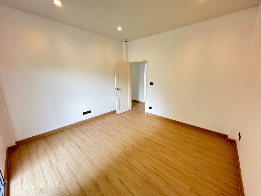 For SaleHousePattanakan, Srinakarin : S-PPPS101 For sale, single house, Perfect Place, Phatthanakan-Srinakarin, 2 floors, 69 sq m, usable area 200 sq m, 3 bedrooms, 3 bathrooms, 9 million 064-959-8900