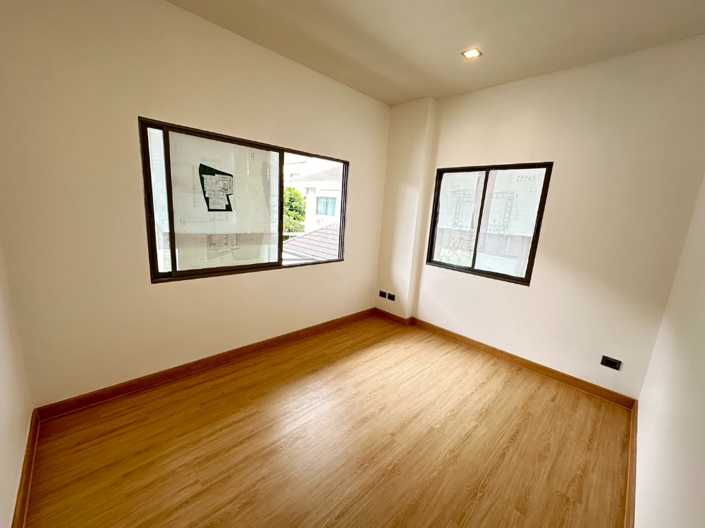 For SaleHousePattanakan, Srinakarin : S-PPPS101 For sale, single house, Perfect Place, Phatthanakan-Srinakarin, 2 floors, 69 sq m, usable area 200 sq m, 3 bedrooms, 3 bathrooms, 9 million 064-959-8900