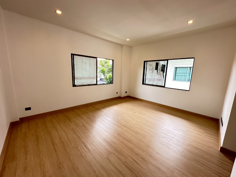 For SaleHousePattanakan, Srinakarin : S-PPPS101 For sale, single house, Perfect Place, Phatthanakan-Srinakarin, 2 floors, 69 sq m, usable area 200 sq m, 3 bedrooms, 3 bathrooms, 9 million 064-959-8900
