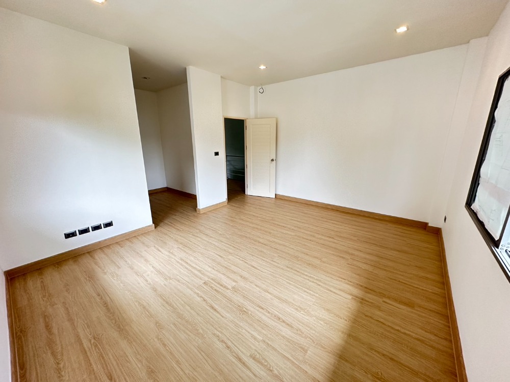 For SaleHousePattanakan, Srinakarin : S-PPPS101 For sale, single house, Perfect Place, Phatthanakan-Srinakarin, 2 floors, 69 sq m, usable area 200 sq m, 3 bedrooms, 3 bathrooms, 9 million 064-959-8900