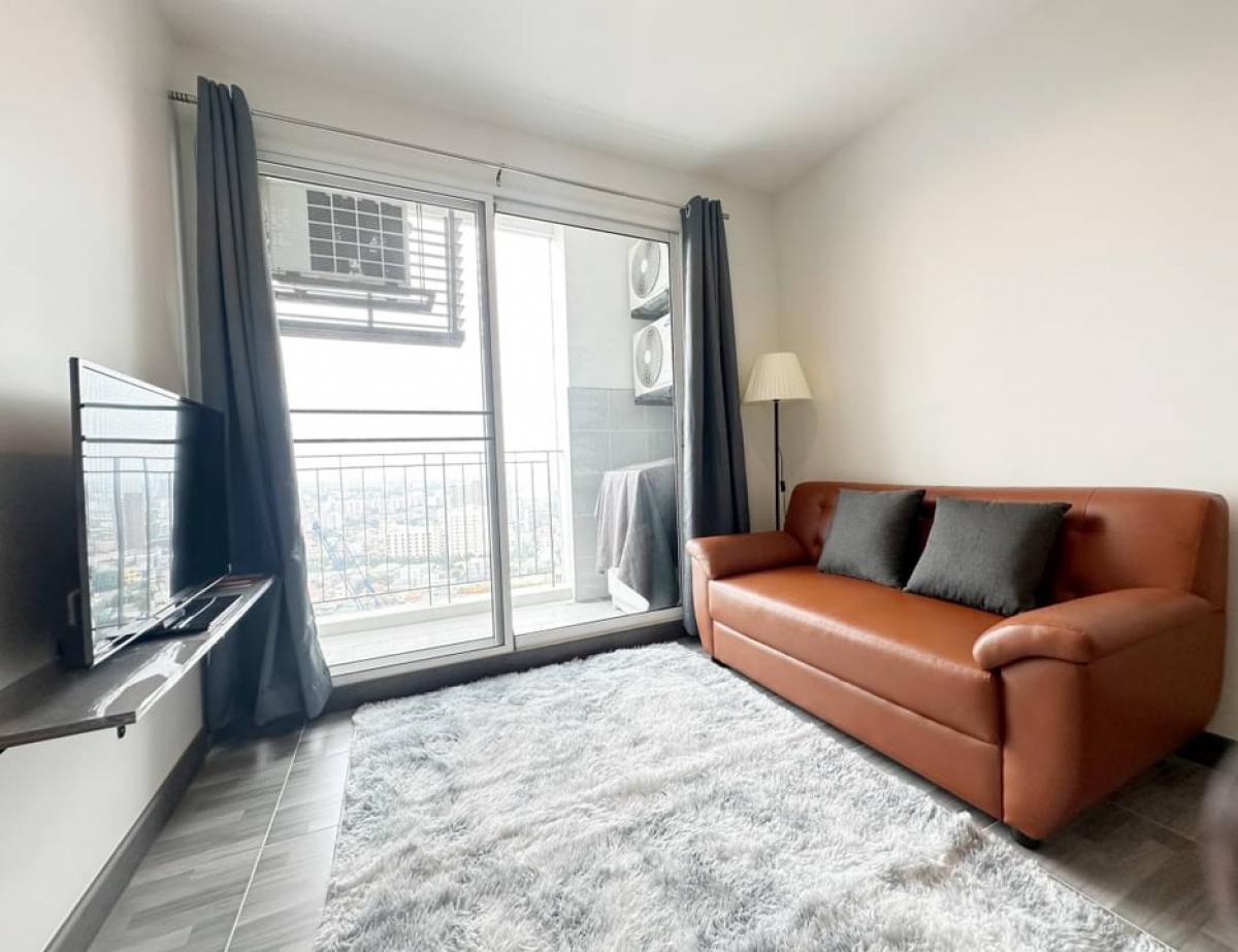 ให้เช่าคอนโดรัชดา ห้วยขวาง : ให้เช่า Diamond Ratchada Condo 2 ห้องนอน 2 ห้องน้ำ 50 ตรม. 20,000 บาท