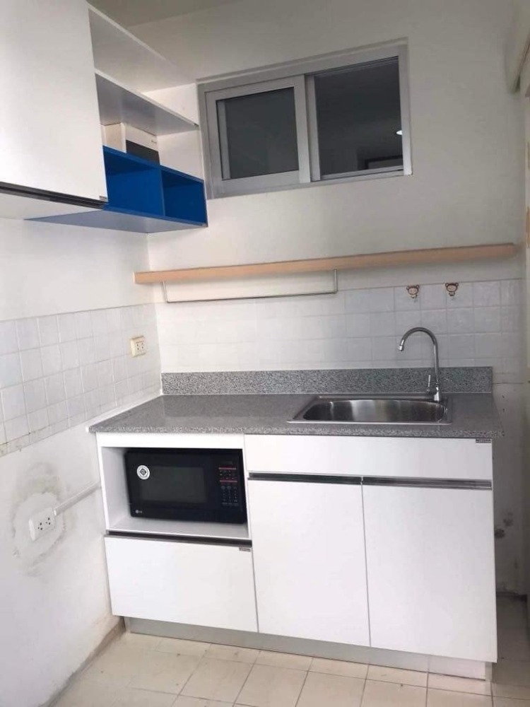 For RentCondoOnnut, Udomsuk : For rent: My Condo S52 (Sukhumvit 52), 36 sq m, 5th floor, separate kitchen, near BTS On Nut, walking distance, complete electrical appliances and furniture, price 12,000 baht.