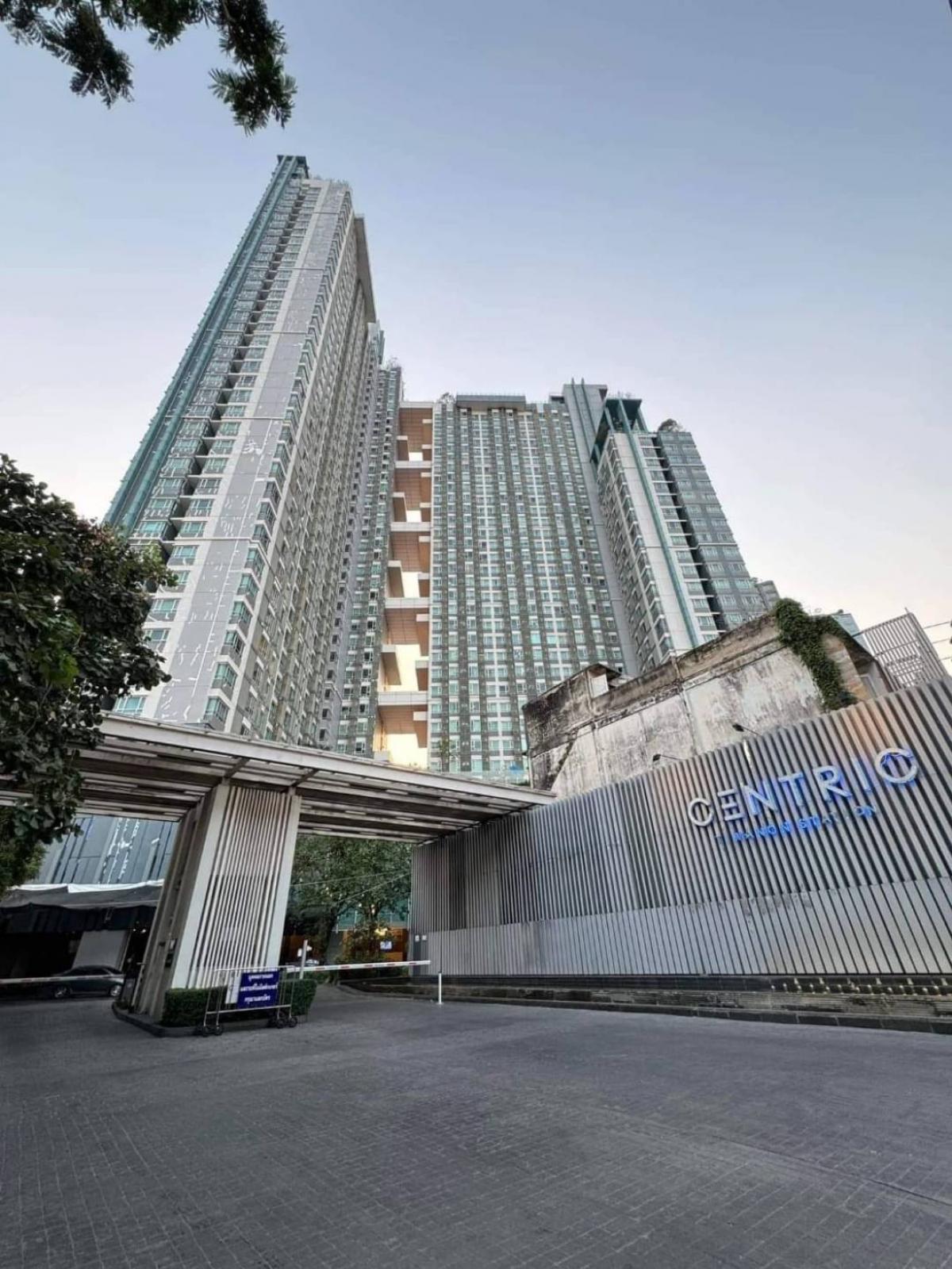 For SaleCondoRattanathibet, Sanambinna : Centric Tiwanon, next to MRT Nonthaburi Intersection, 80 meters, very close to walk. On the main road, good location, convenient transportation, 1 bedroom, 35.04 square meters!! I repeat, 35.04 square meters!! (not 30 square meters) Fully furnished, free 